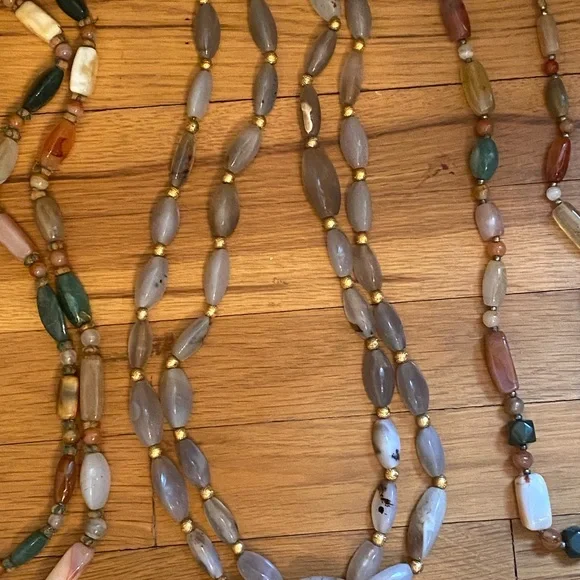 Lot of 4 Vintage Natural Polished Stone Beaded Necklaces. Good Condition. - Picture 5 of 16